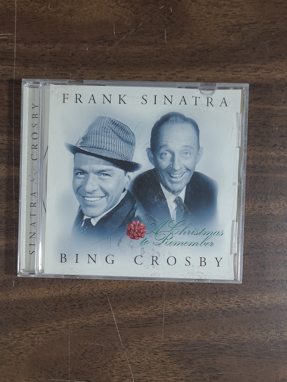Frank Sinatra & Bing Crosby - A Christmas to Remember (White CD Case)